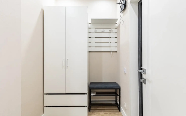 Modern Eurodvushka  in the Troparevo Park residential complex is an 11-minute walk from the metro station. Rumyantsevo Apartments