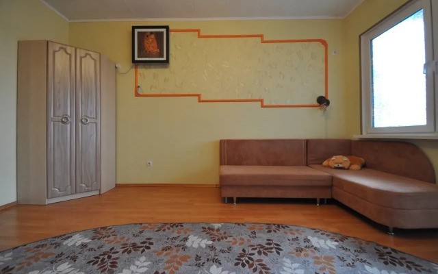 Na Ulitse Timiryazeva 25 Apartments