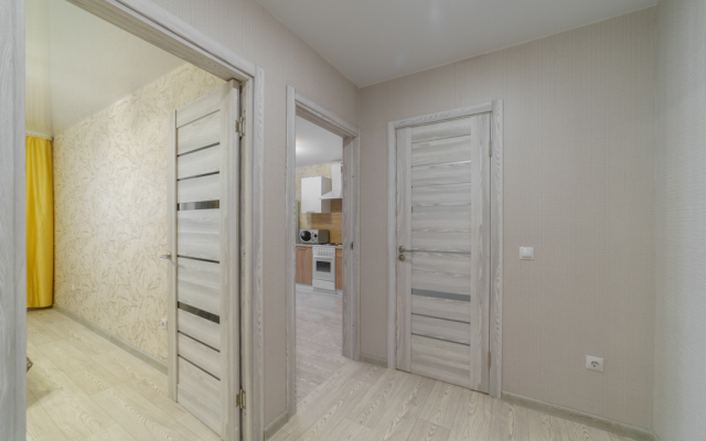 Ne Vopros v novom rajone goroda Flat