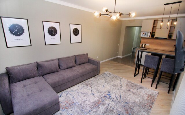 Апартаменты Luxury Apt 196