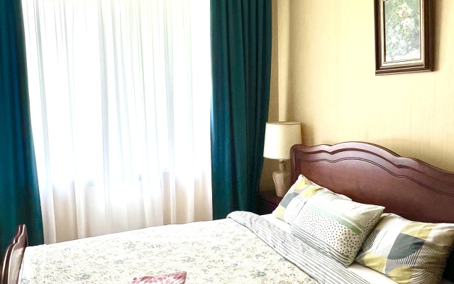 Квартира Комфортная Трехкомнатная в Самом Центре