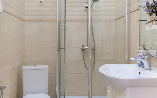 Квартира Пятигорская 24 27/2