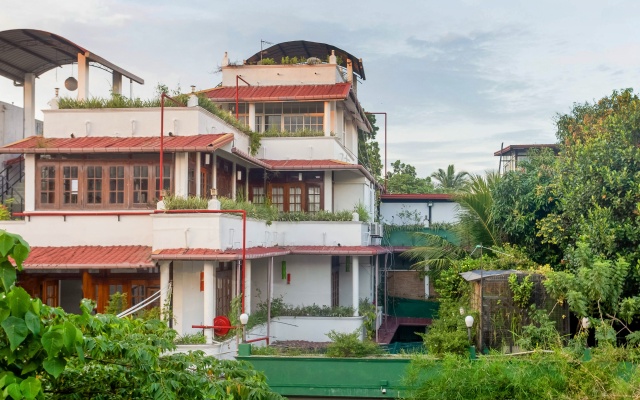Yoho Taskans Villa