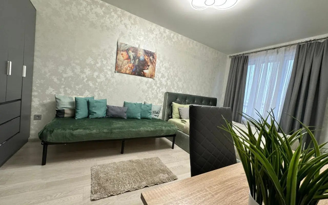 Квартира Живи Тут 89