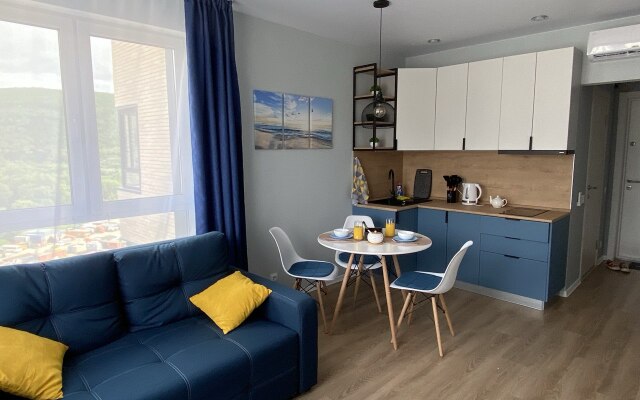 V Yuzhno-Sakhalinske 17 Etazh Flat