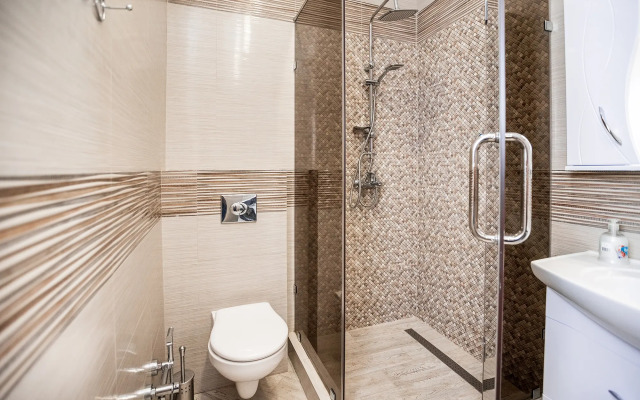 Yevrodvushka Na Beregu Morya S Basseynom Apartments