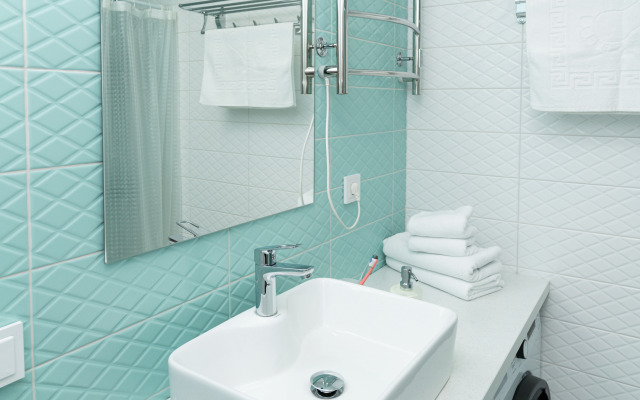 Апартаменты-студия 30 кв.м. с двуспальным диваном и панорамной зоной, 15 этаж