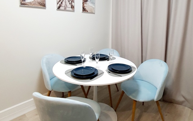 Апартаменты 7 минут от моря 2 минуты от вокзала - фото 4