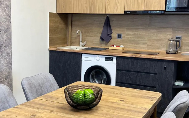 Studiya V Samom Tsentre Yerevana Na Mashtotsa 10 Flat