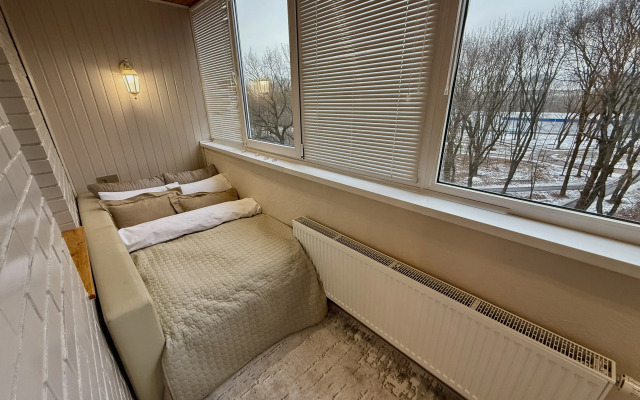 Apartamenty S Dzhakuzi I Vidom Na Park