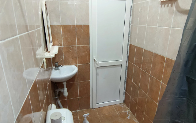 Roksana Guest House
