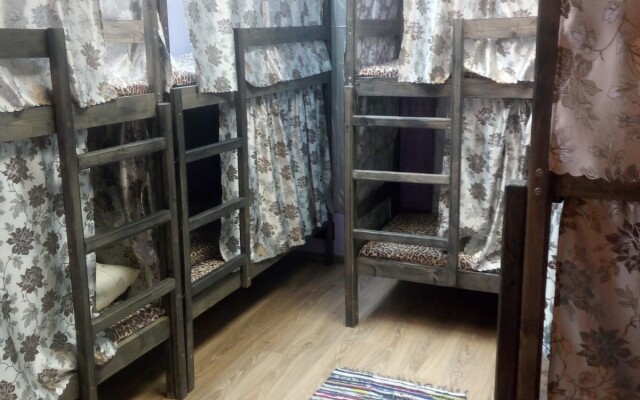 Bolshaya Sem'Ya Hostel