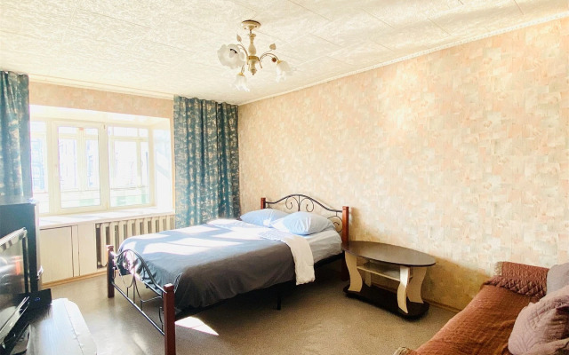 Apartamenty Chetyrekhkomnatnye Apartland S Panoramnym Vidom Na Gorod S 12 Etazha