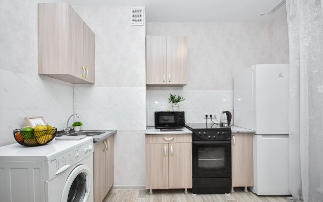 Prostornaya Kvartira Vozle SFU Flat