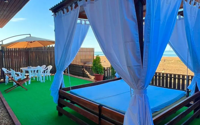 Бунгало на берегу моря