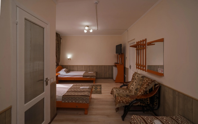 Alpinist Hotel