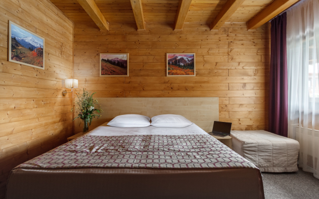 Dakhovskaya Sloboda Hotel