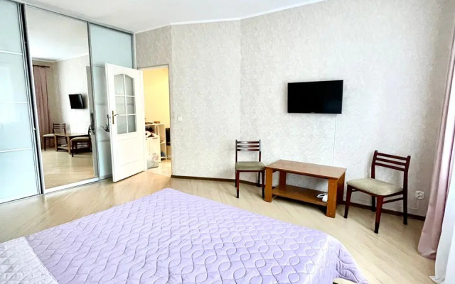 Na Grekova Flat