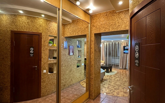 Апартаменты Премиум студия в центре с джакузи