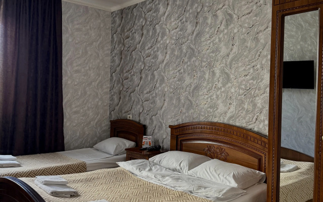 Dvin Guest House