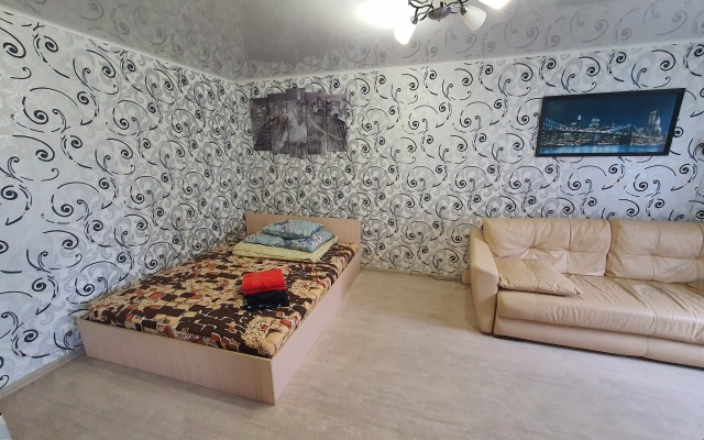 L.v.hotels Na Fridrikha Engelsa 145 Flat