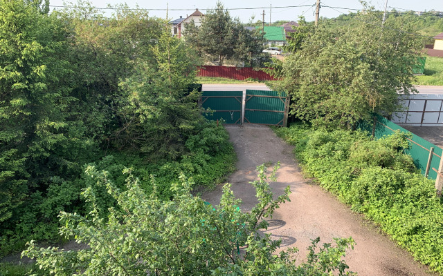 S Otdelnym Vkhodom I Zaezdom Private house