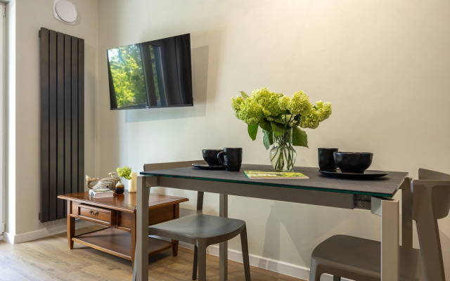 Pion Rooms Apartments