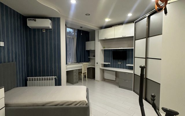 Квартира Просторная в 10 минутах от набережной