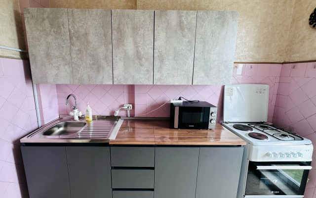 Flat S Balkonom Na Pochtovoy Ulitse