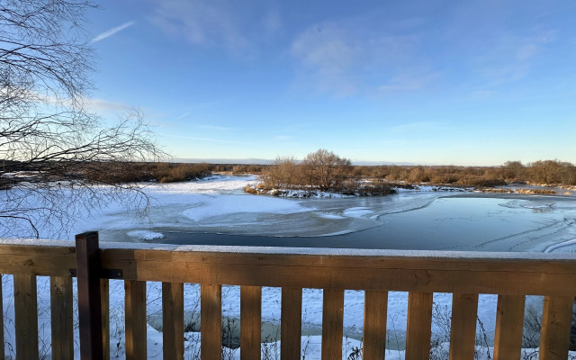 Частный дом Над Рекой