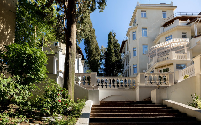 Ranovsky Park Hotel on Deputatskaya