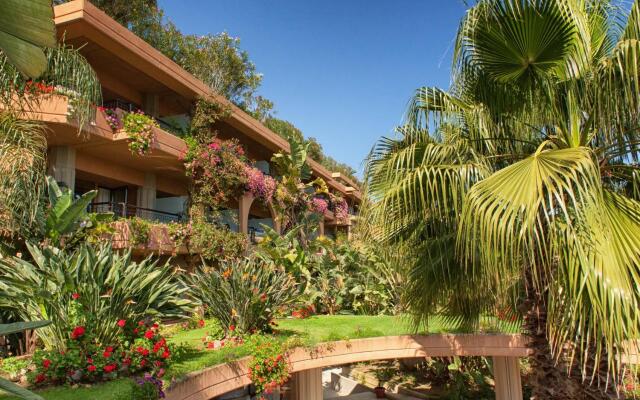 Hotel Acacia Resort