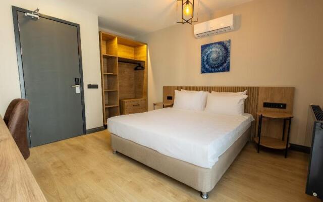 Отель Leliko Suites