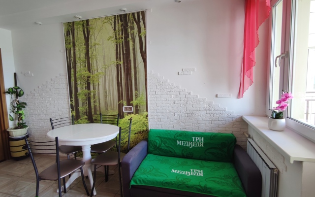 Komfort Na Khlebozavodskoy 28/5 Apartments