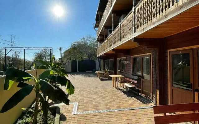 Eko Tun Guest House