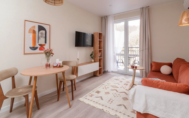 Апартаменты Студия на высоком этаже с балконом