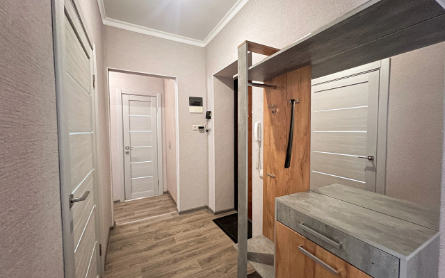Apart MV na 22 Parts"ezda 1 Apartments