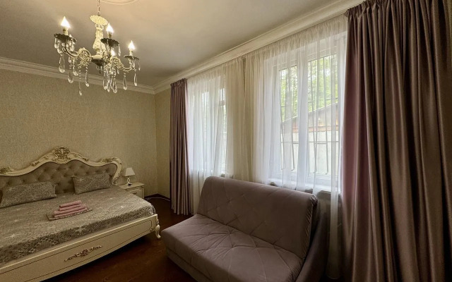 na Ulitse Markova 14 Private House