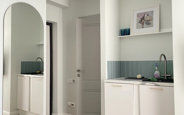 Uyutnaya S Sovremennym Remontom Flat