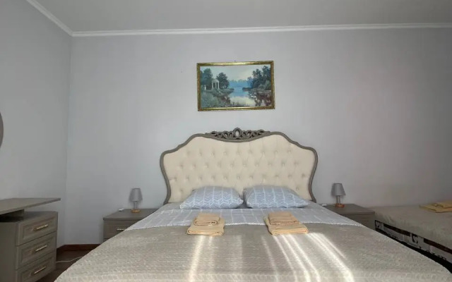 Dom pod Klyuch v Gagre Private House