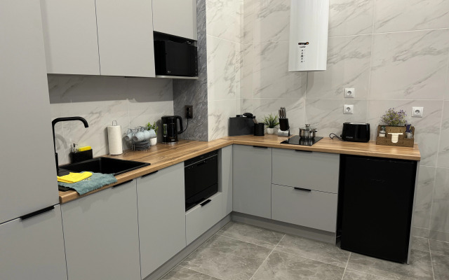49m2 Na Beregu So Svoyej Terrasoy Flat