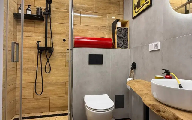 Dizaynerskaya Kvartira V Tsentre Goroda Flat