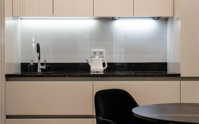 El&T 10 Apartments