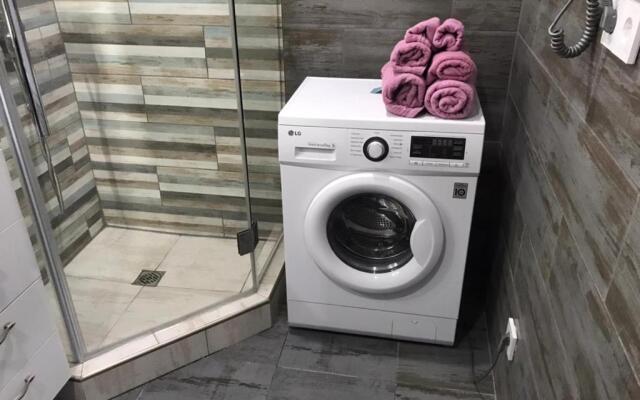 Апартаменты Хелена Скай