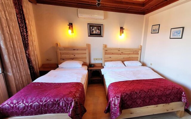 Saruhan Hotel