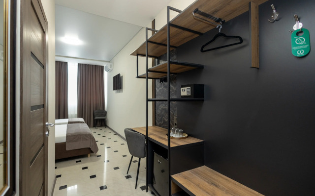 Hotel Iris