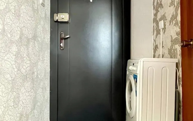 Studiya Na Yesenina S Balkonom Apartments