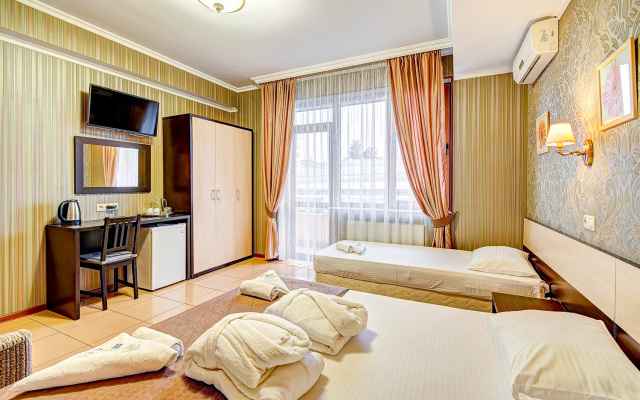 Lensis Guest House