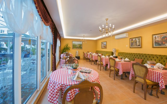 Antique Roman Palace Museum Hotel - Adults Only Ultra All Inclusive