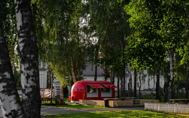 Russian Seasons Selo Vyatskoe Hotels 4*